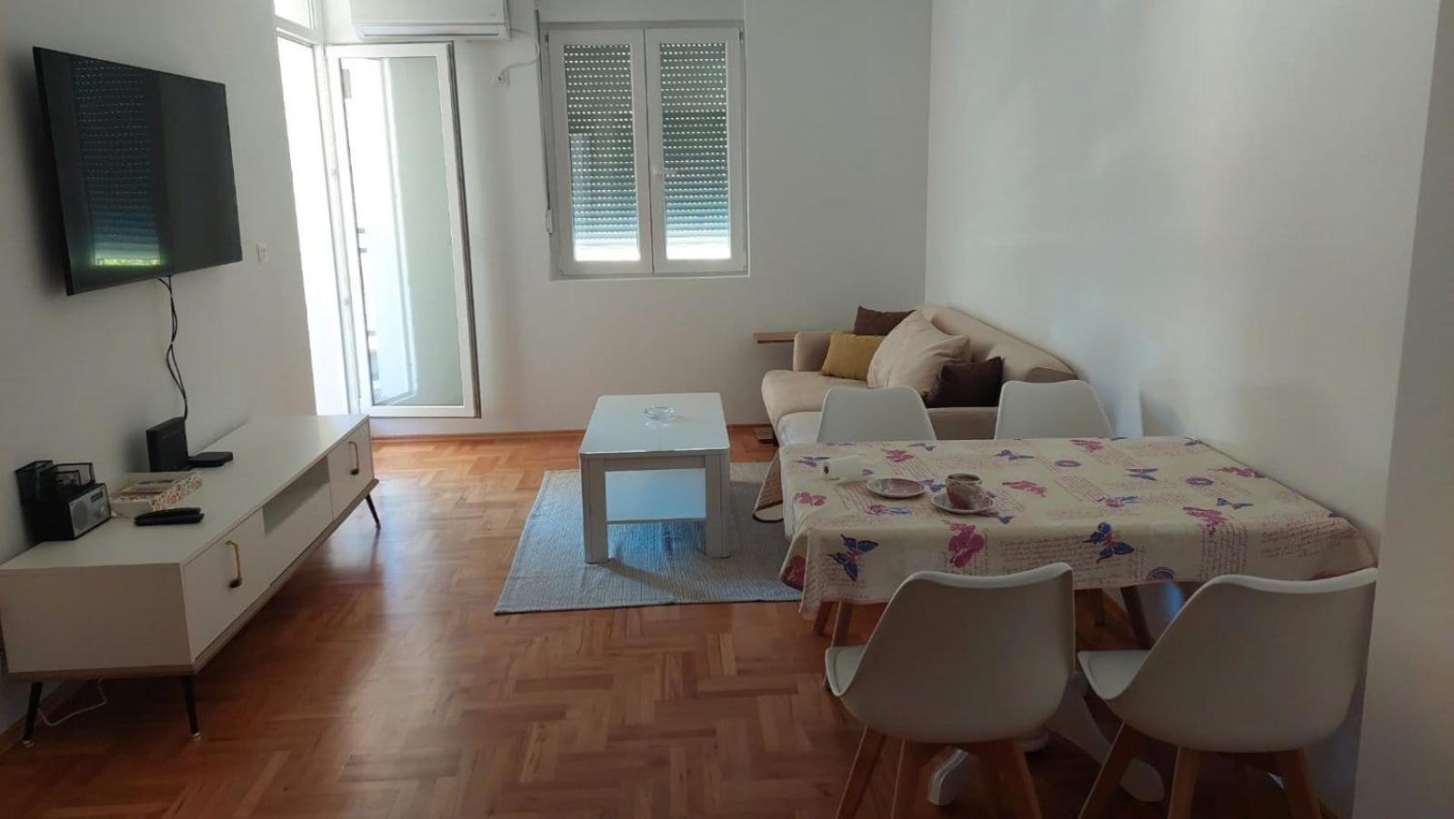 Sasa Apartment Budva